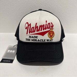 NAHMIAS Miracle Way Trucker Hat Black / White